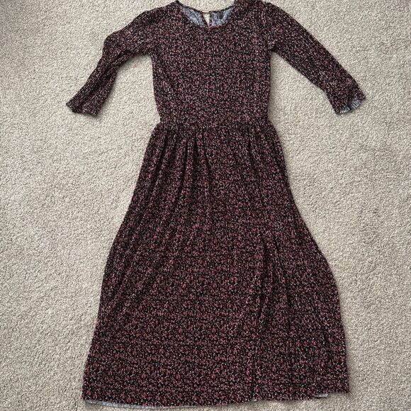 Chic Long Sleeve Floral Dress in Black and Pink - Picture 5 of 5